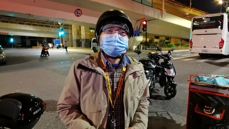【上海一核酸点被砸涉事男子被处罚/上海核酸检测投诉电话】-第2张图片
