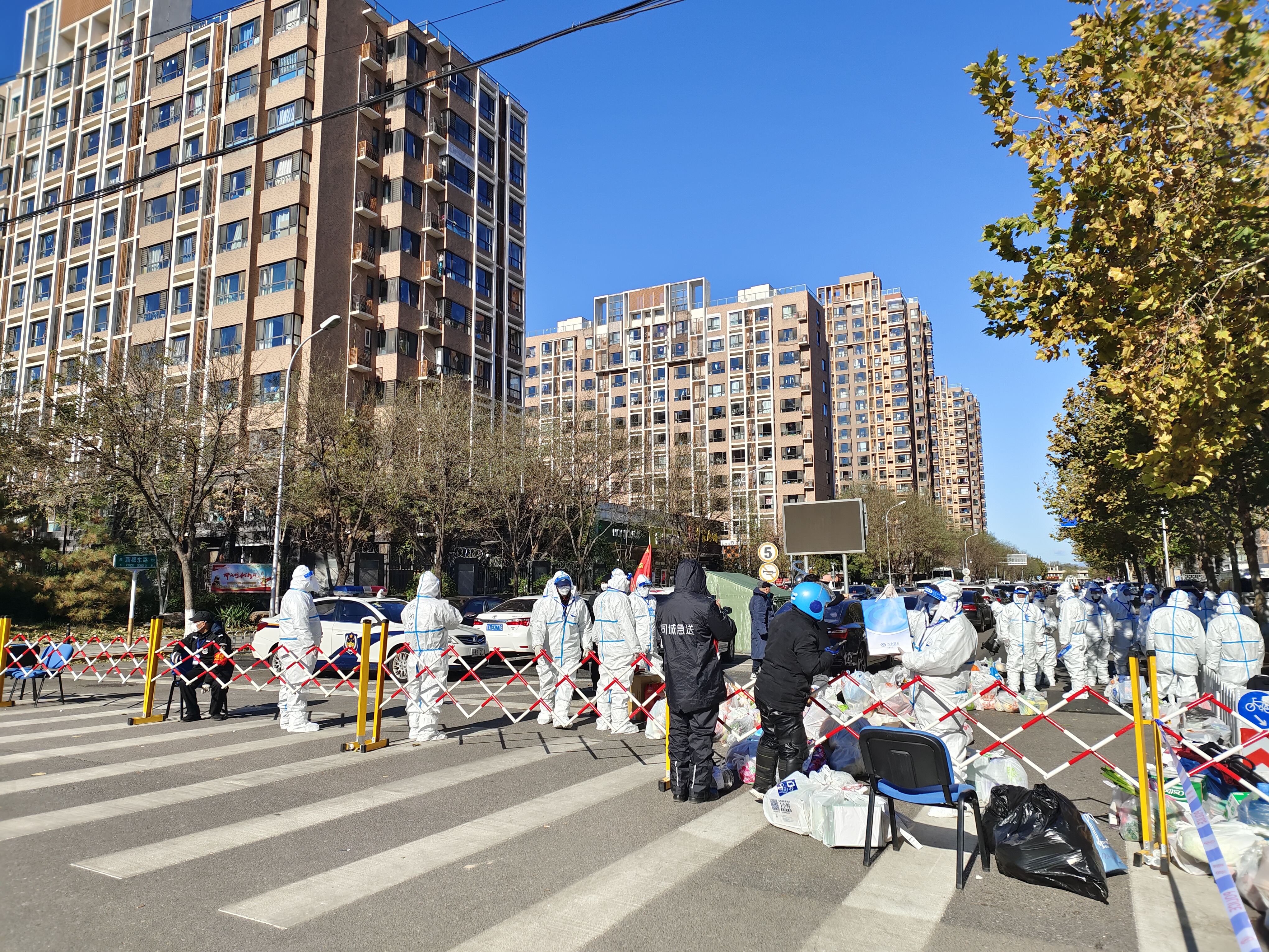 “全国高风险地区清零” 全国高中风险区清零？